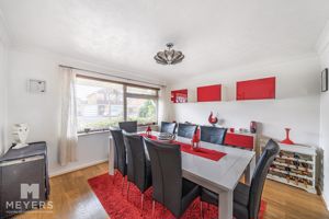 Dining Room- click for photo gallery